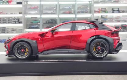 Dreamwalkers 1/18 Ferrari Accompanier D775 Purosangue Resin Model