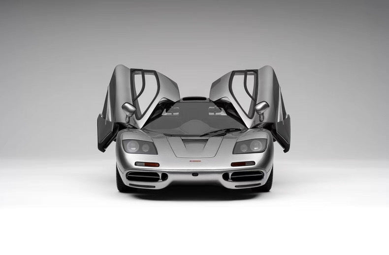 Amalgam 1/8 McLaren F1 Resin Model