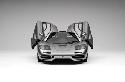 Amalgam 1/8 McLaren F1 Resin Model
