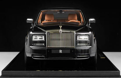 1/8 Rolls-Royce Phantom VII EWB Peninsula Green Resin Model – Limited Editio