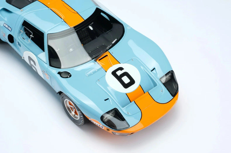Amalgam 1/18 Ford GT40 1969 Le Mans Winner No.6 Gulf Livery Resin Model