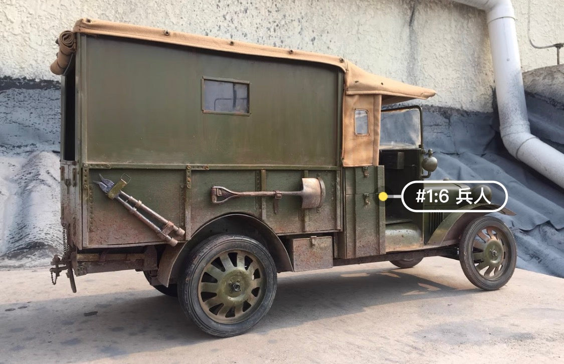1/6 Scale WWII U.S. Ford Military Truck Model