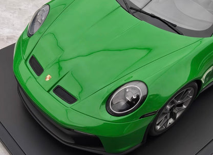 GT Spirit 1/8 Porsche 911 (992) GT3 Green Resin Model