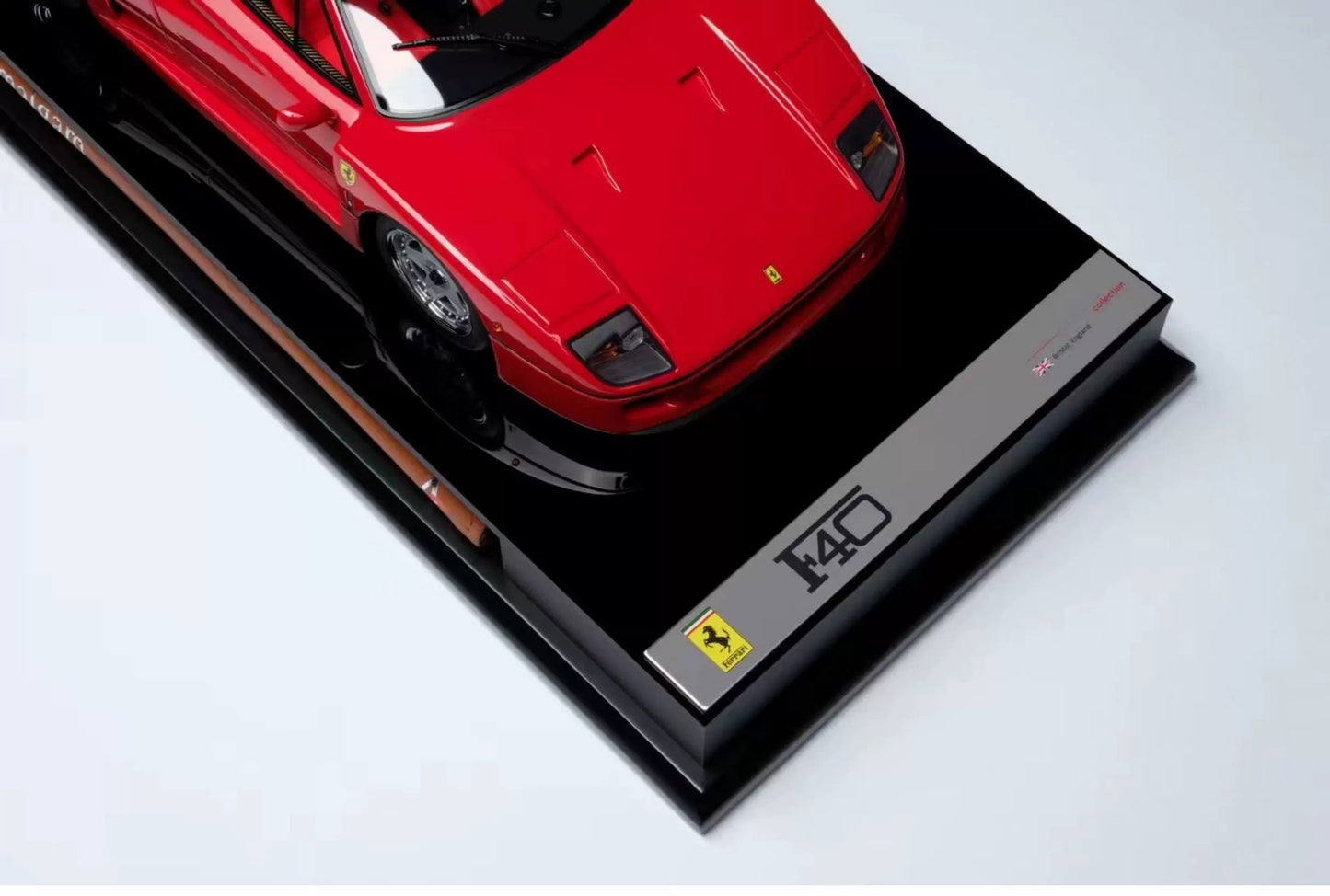 Amalgam 1/18 Ferrari F40 Red Resin Model