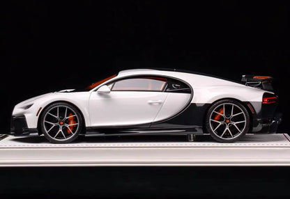Davis & Giovanni 1/18 Bugatti Chiron Pur Sport “Red Dragon” – White/Orange – Limited to 20