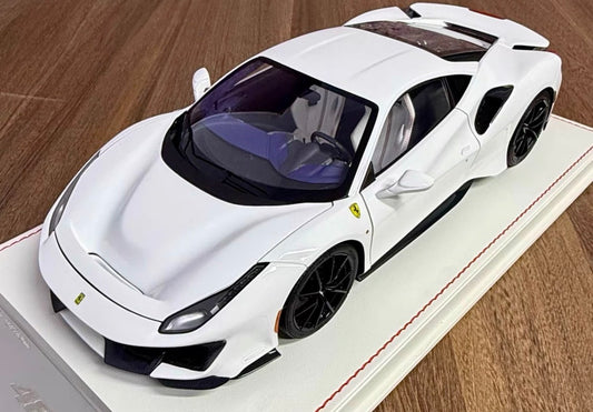 DM Model 1/18 Ferrari 488 Pista Fully Open Resin White Model