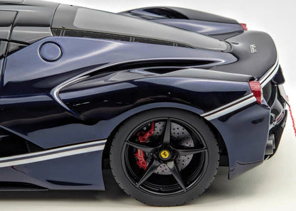 Davis & Giovanni 1/18 Ferrari LaFerrari Blue White Resin Model – Limited Collector’s Edition with Leather Base