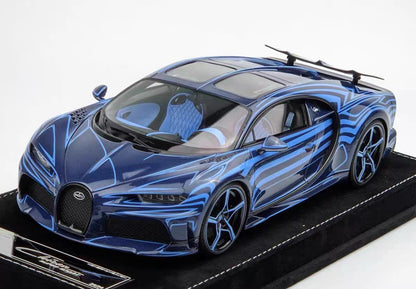HH 1/18 Bugatti Chiron Super Sport Blue Carbon Fiber Finish Resin Model – Limited Edition Collectible
