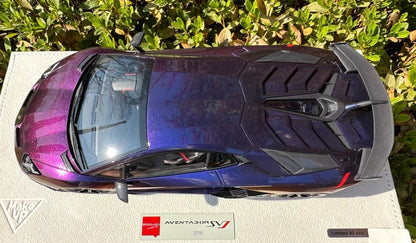 Make Up Lamborghini Aventador SVJ Chameleon Purple 1/18 Resin Model