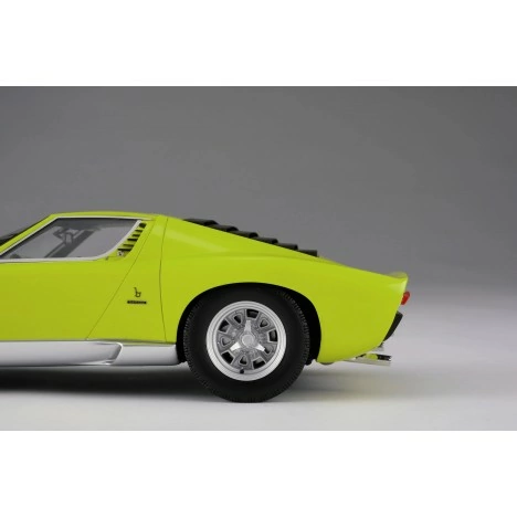 Amalgam 1/18 Lamborghini Miura P400 SV Resin Model