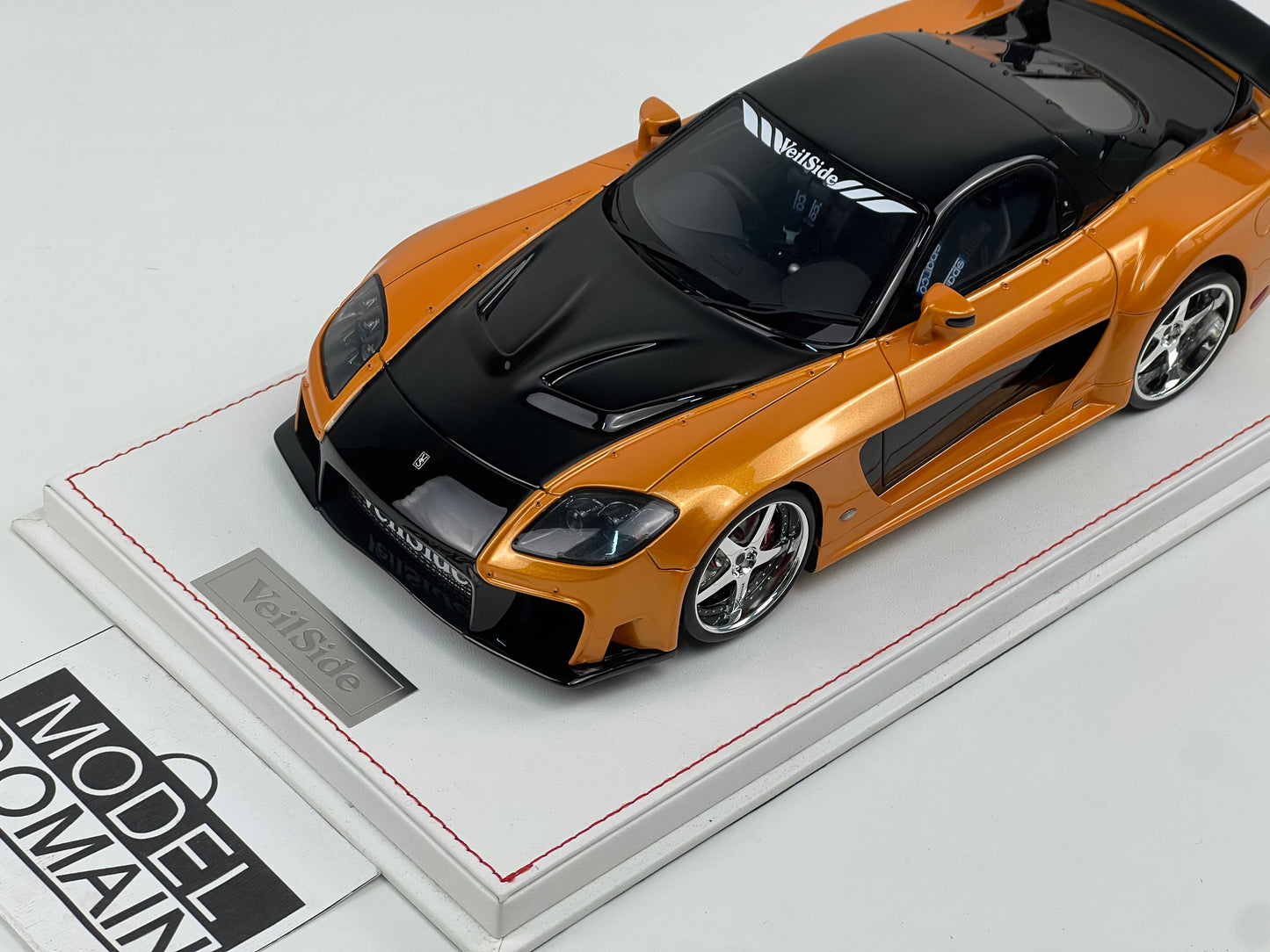ONE MODEL 1:18 Mazda RX-7 (FD3S) VeilSide Fortune — Orange/Black Resin Model