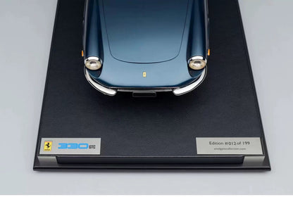 Amalgam 1/8 Ferrari 330 GTC 1966 Resin Model