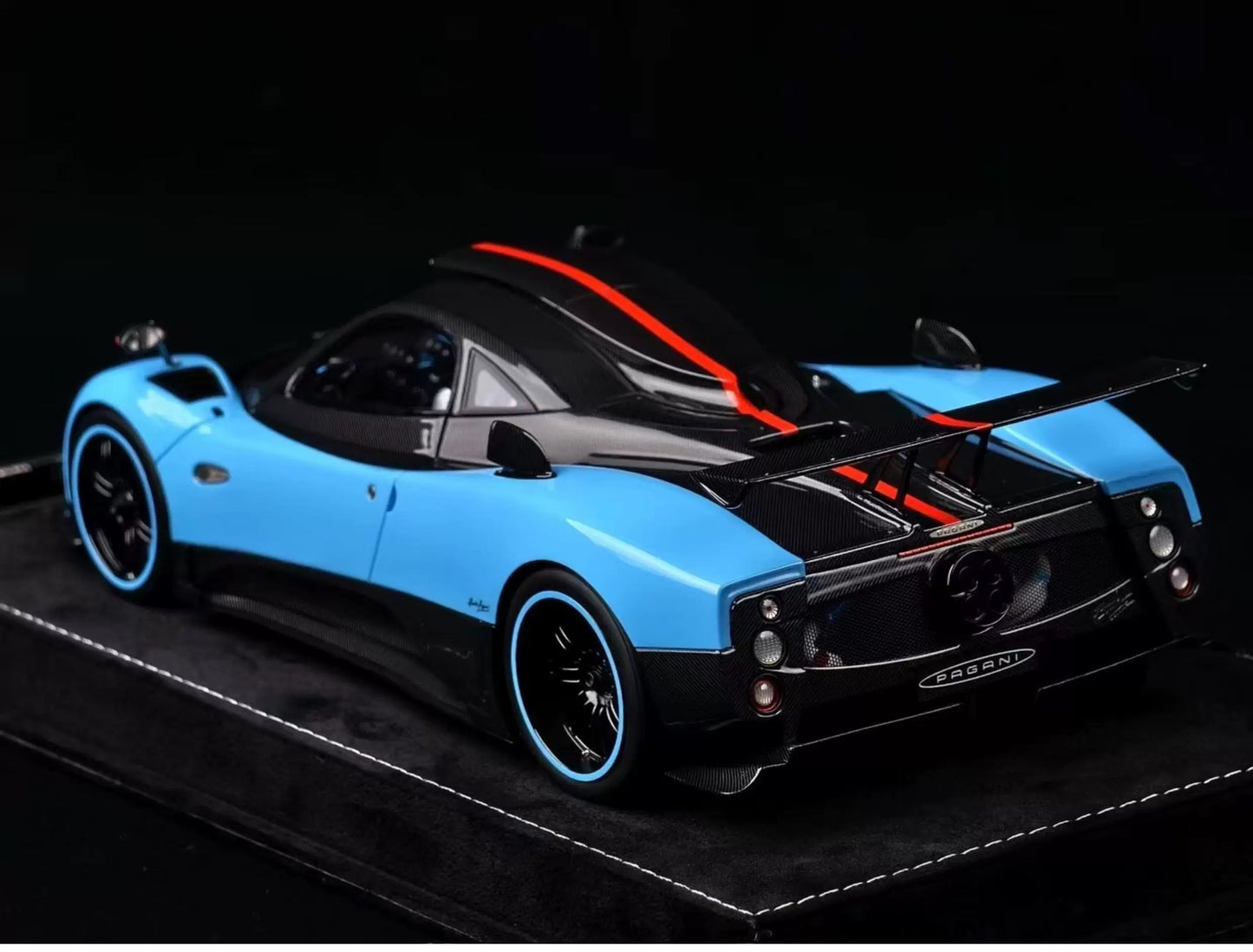 HH Model 1/18 Pagani Zonda Cinque Baby Blue Carbon Resin Model