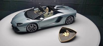 AUTOart 1/18 Lamborghini Aventador LP700-4 Roadster