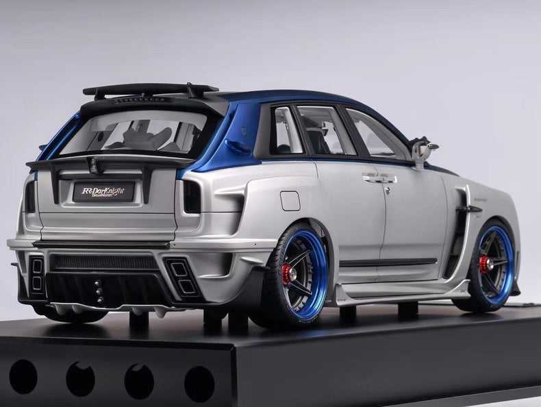 DreamWalkers 1:12 Rolls-Royce Cullinan RR.Darknight D900 Limited Edition Resin Model