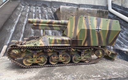 1/6 Sd.Kfz.135 Hummel 15cm Self-Propelled Howitzer Model