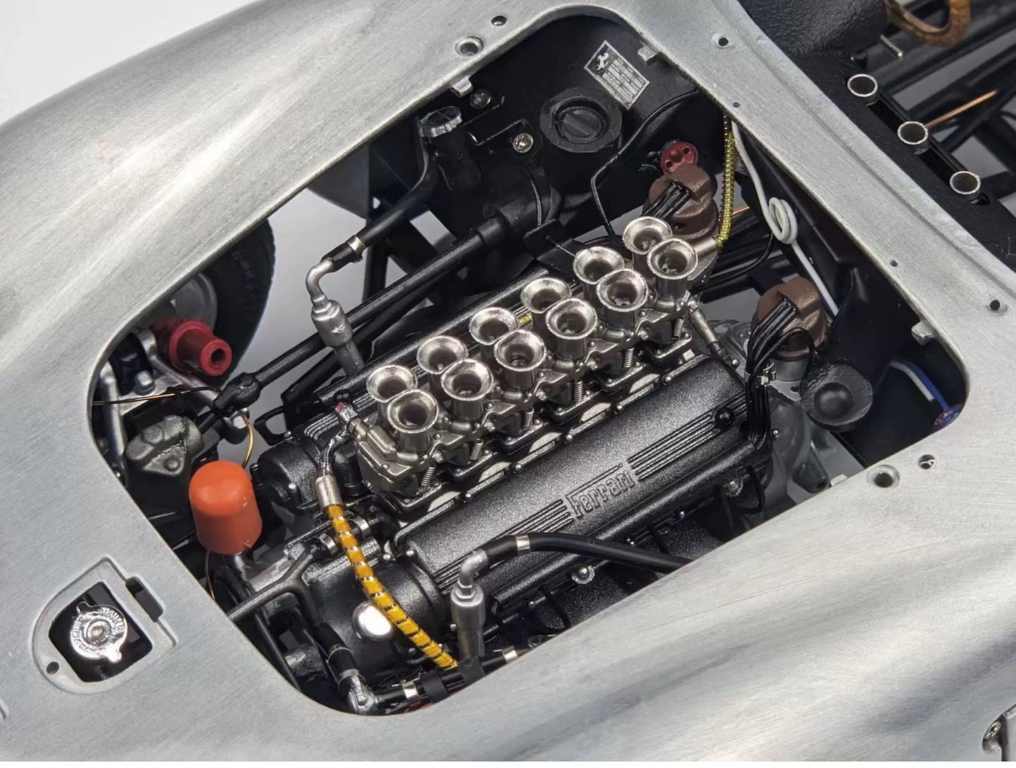 CMC 1/18 Ferrari 250 GTO Skeleton Chassis | Diecast Model