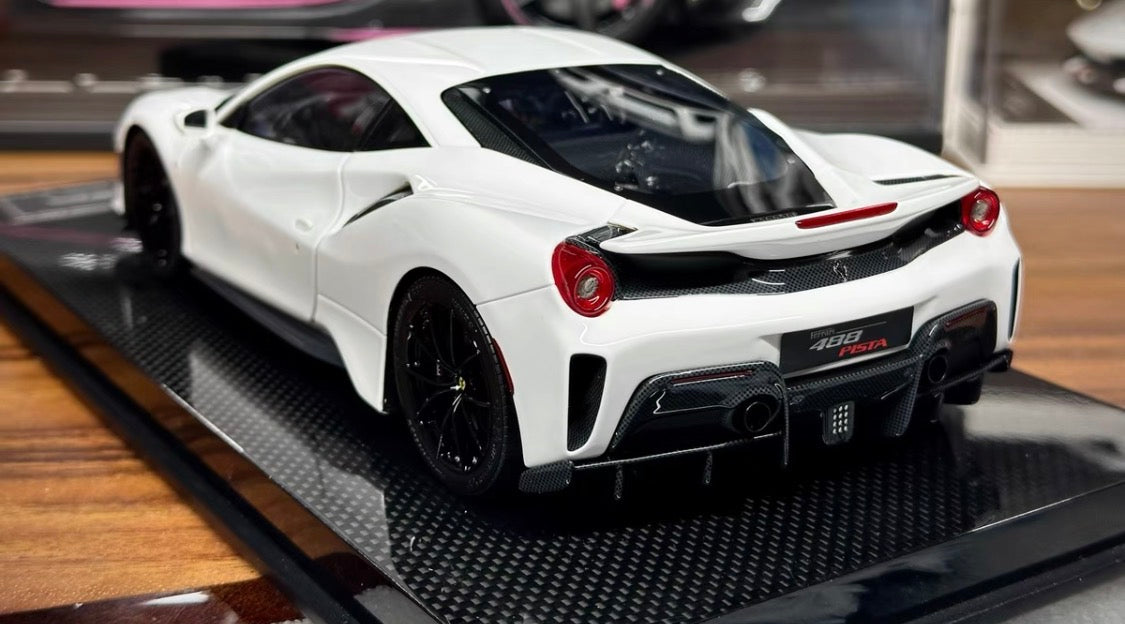 DM PRO 1/18 Ferrari 488 Pista Fully Open Resin White Model