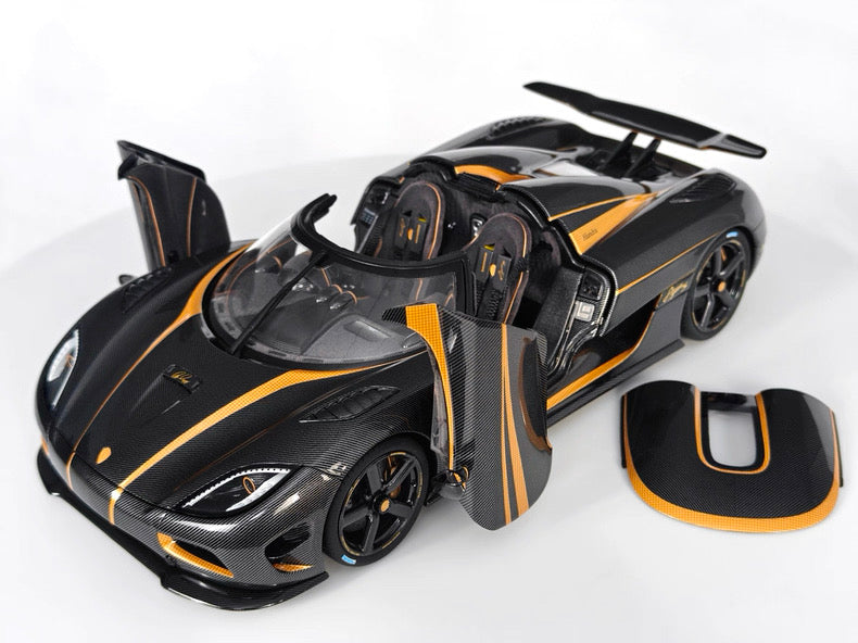 Frontiart 1/18 Koenigsegg Agera S Hundra Carbon Gold Fully Opening Model