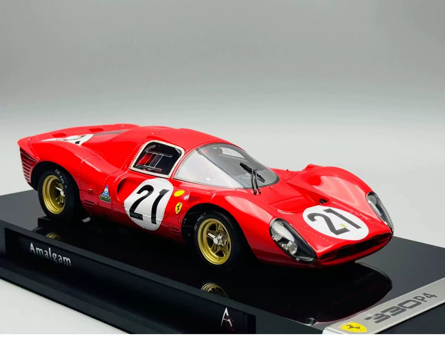 Amalgam 1/18 Ferrari 330 P4 Resin Model