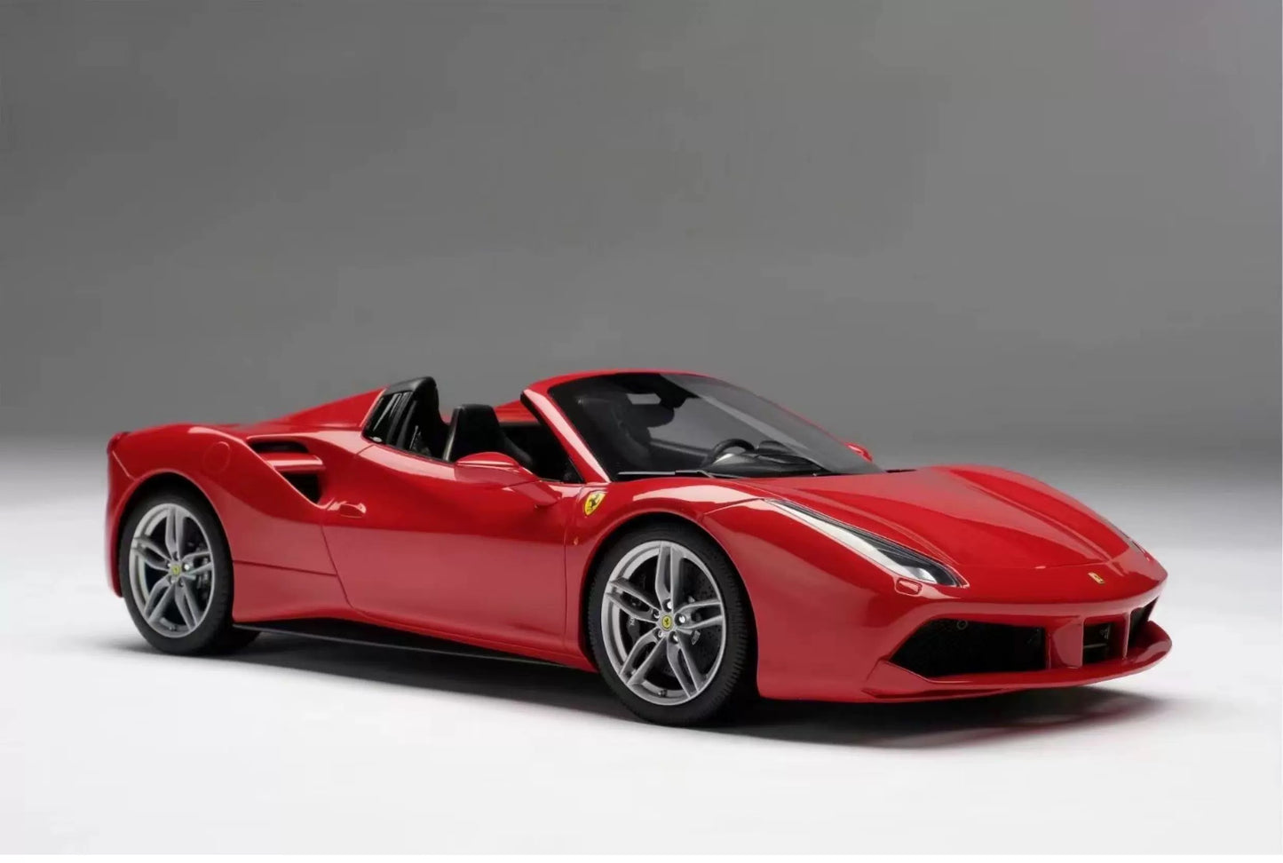 Amalgam 1/18 Ferrari 488 Spider Resin Model