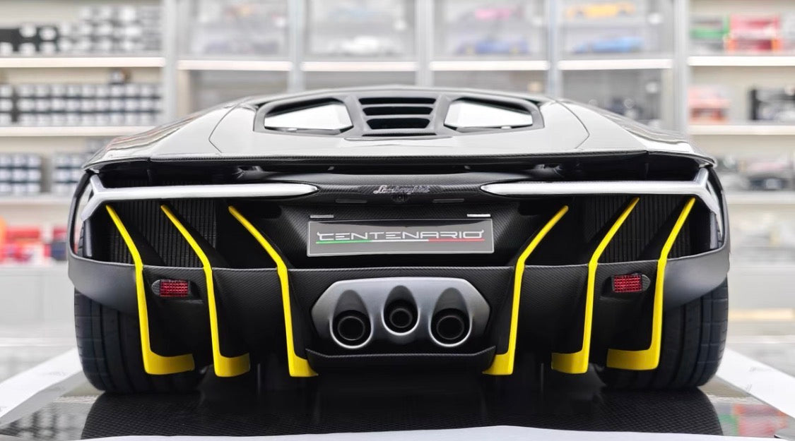 Amalgam 1/8 Lamborghini Centenario LP770-4 Roadster Black Carbon Limited #11