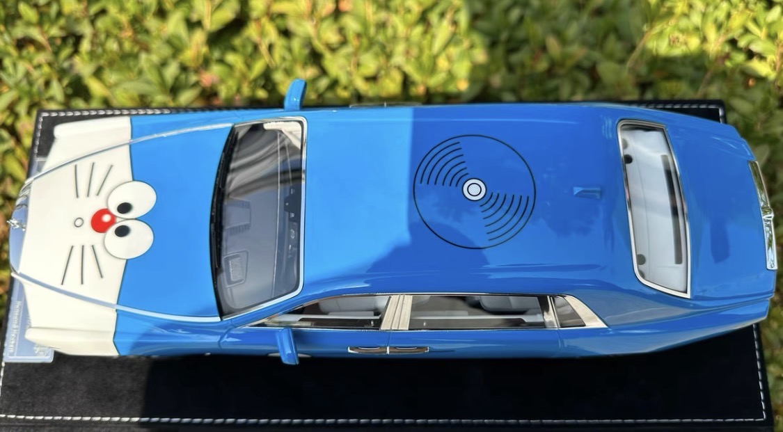 HH Model 1/18 Rolls-Royce Phantom Extended Doraemon Custom Livery