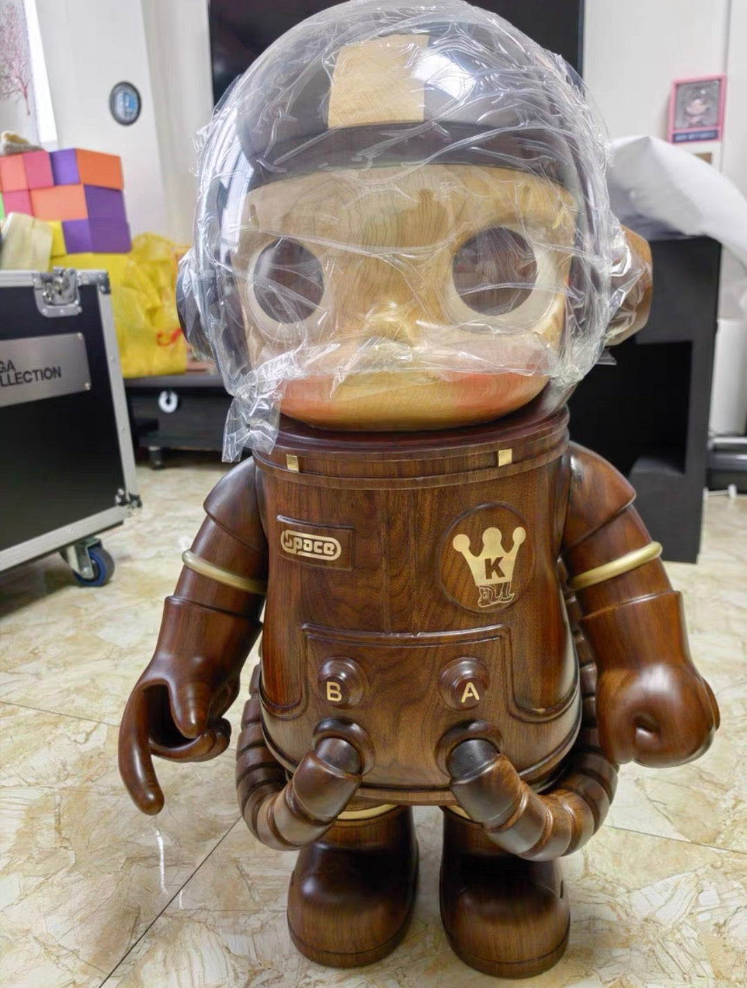 Pop Mart Mega Space Molly 1000% Wood Anniversary Edition One Of A Kind