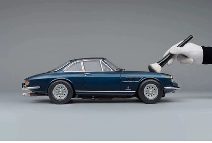 Amalgam 1/8 Ferrari 330 GTC 1966 Resin Model