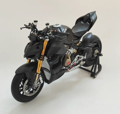 1/6 Ducati Streetfighter Resin Motorcycle Model – Pre-order Only
