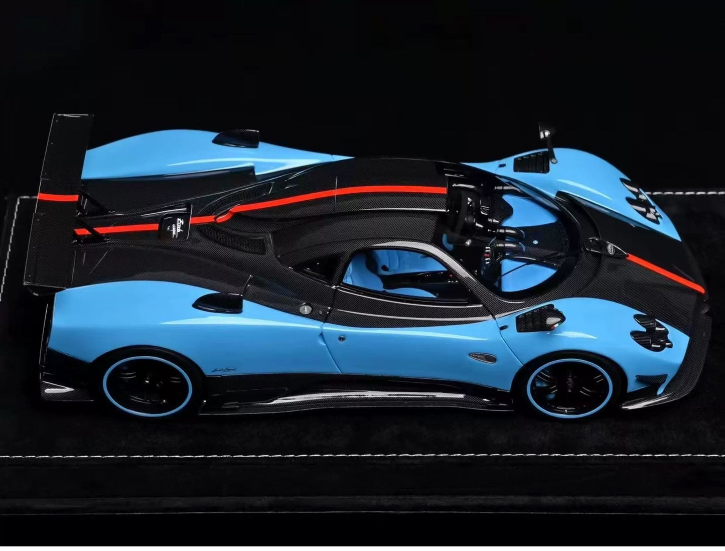 HH Model 1/18 Pagani Zonda Cinque Baby Blue Carbon Resin Model