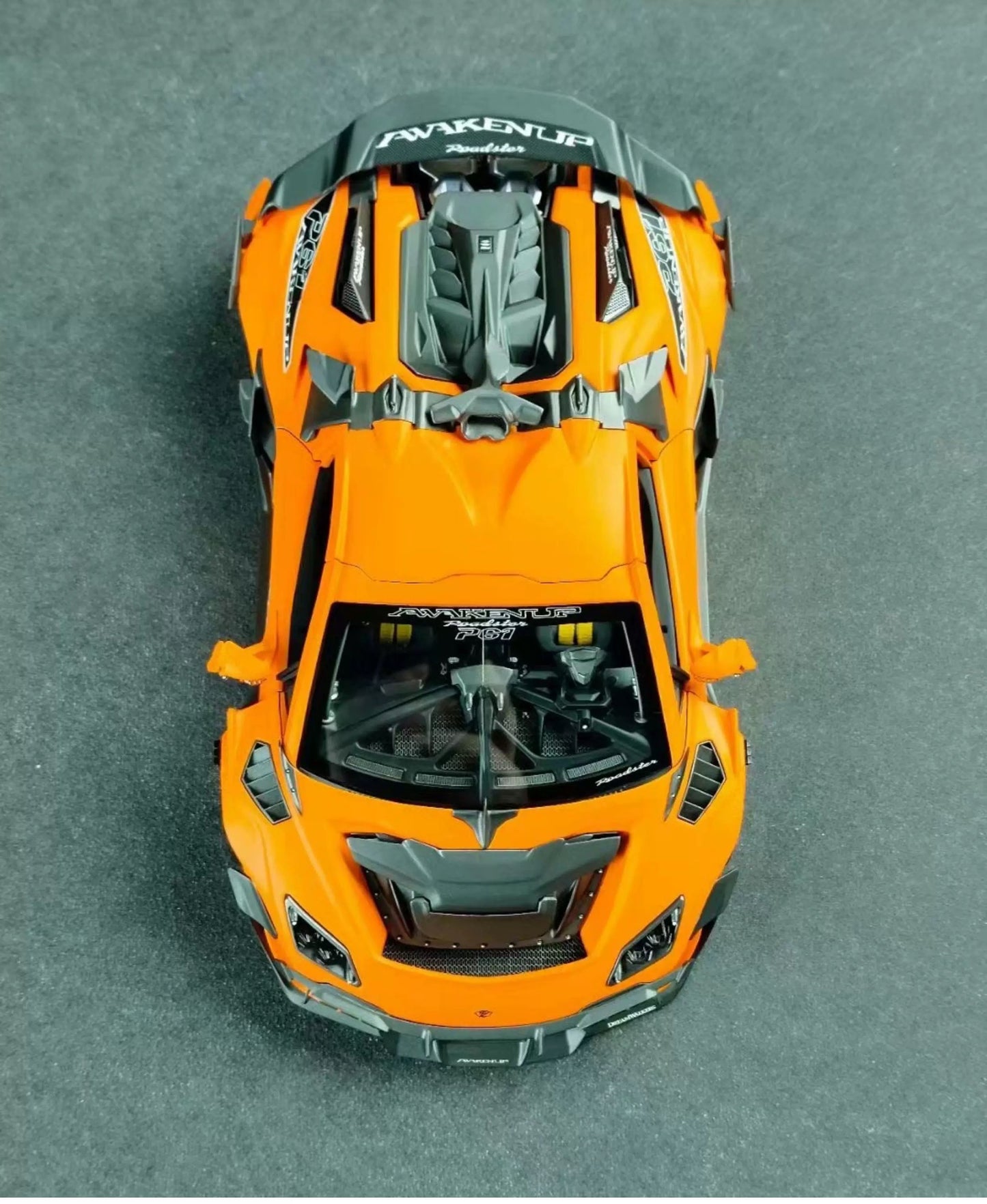 DreamWalkers 1/18 Lamborghini Huracan Resin Model
