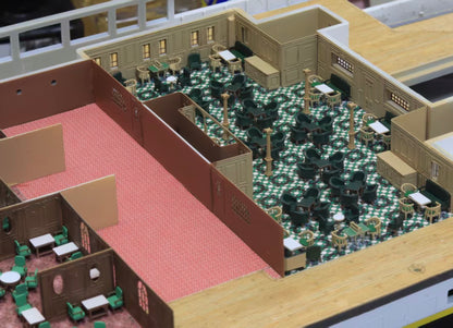 1/200 RMS Titanic Finished Model with Interior Structure – Museum-Grade Edition