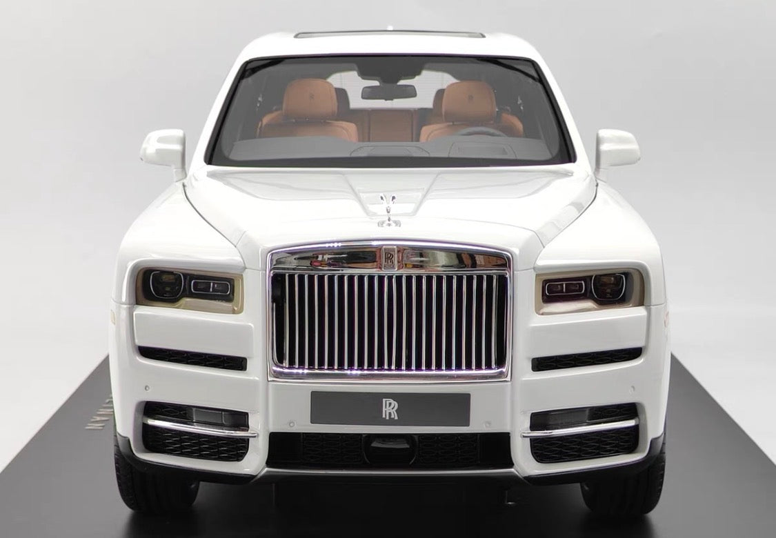 1/8 Rolls-Royce Cullinan Resin Model with Sunroof & Lighting