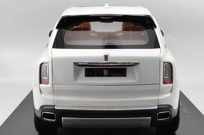 1/8 Rolls-Royce Cullinan Resin Model with Sunroof & Lighting