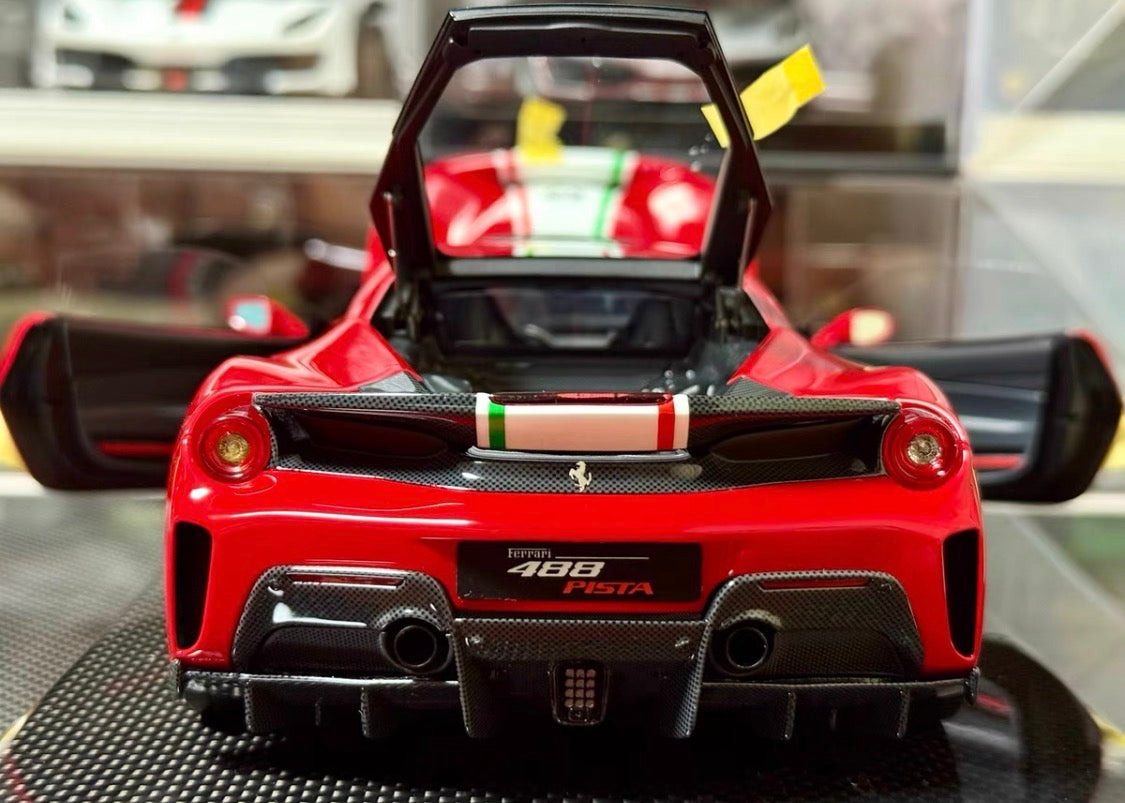 DM PRO 1/18 Ferrari 488 Pista Piloti Fully Open Resin Carbon Base No.51