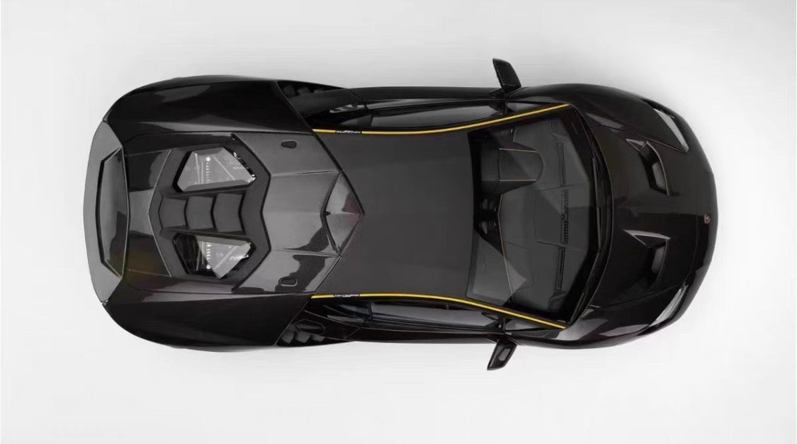 Amalgam 1/8 Lamborghini Centenario LP770-4 Roadster Black Carbon Limited #11