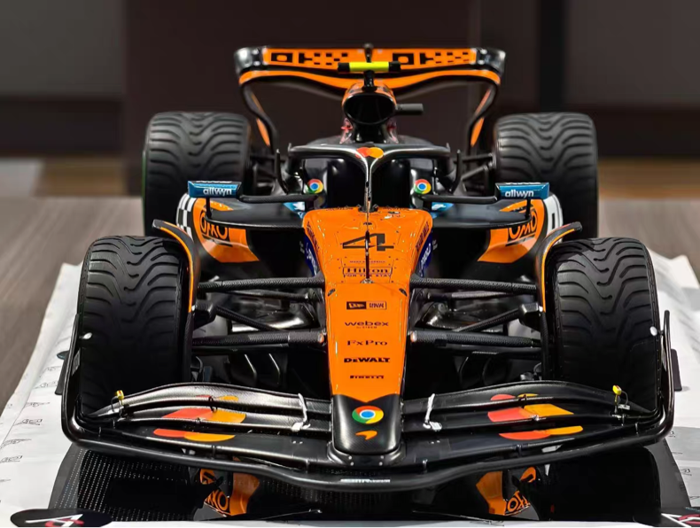 Amalgam 1/8 McLaren MCL39 – 2025 Australian GP F1 Resin Model