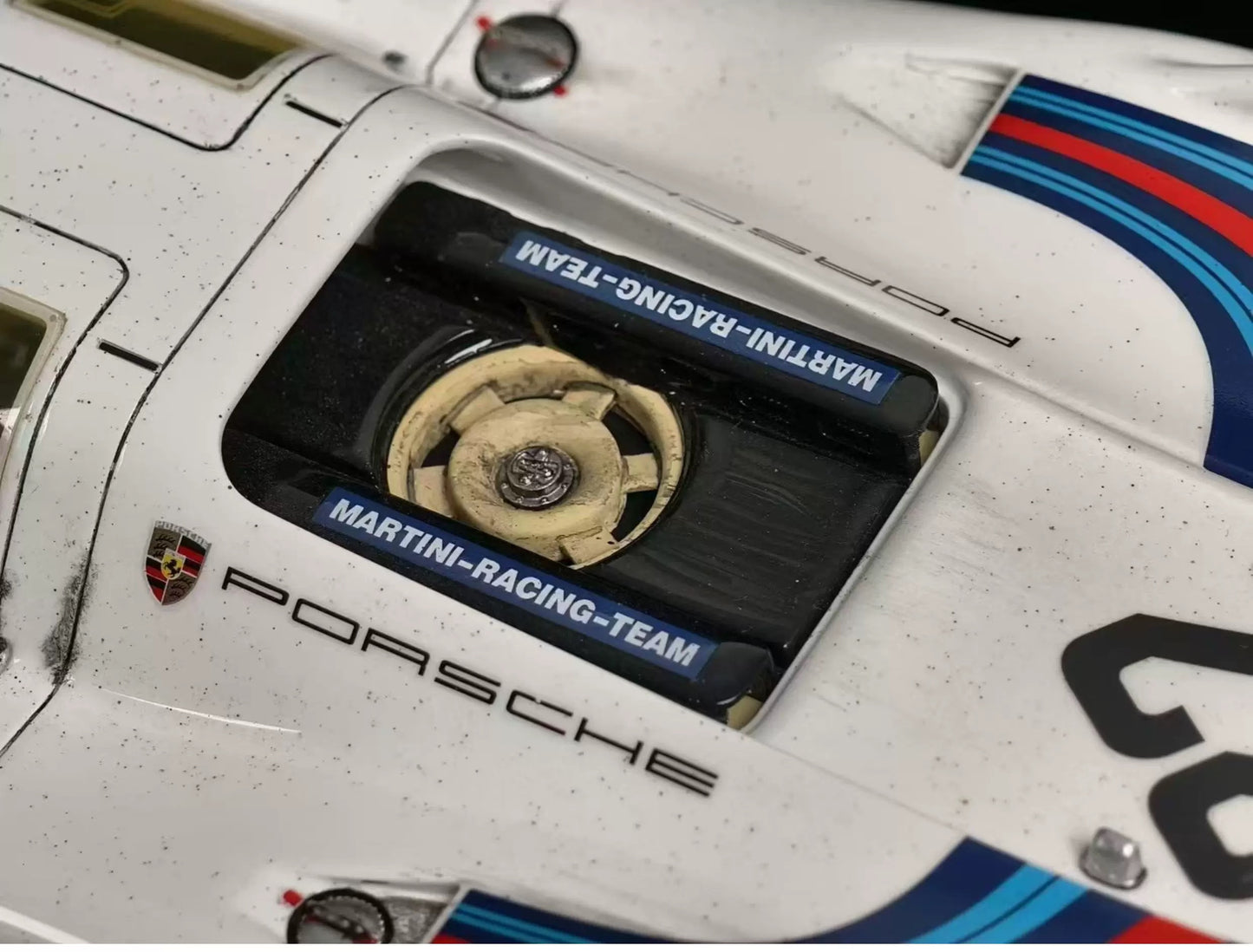 Amalgam 1:18 Porsche 917K #22 Le Mans 1971 Winner Weathered Resin Model