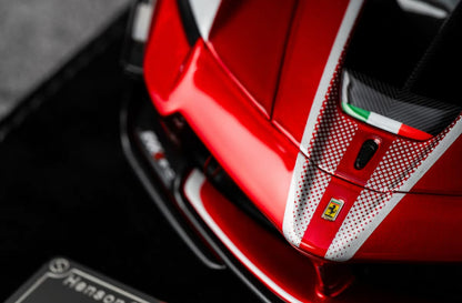 HH 1/18 Ferrari FXX-K Evo Resin Model Metallic Red Carbon Racing Livery