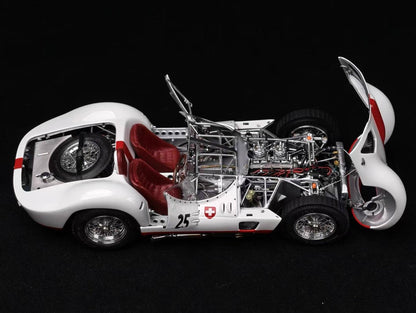 CMC 1/18 Maserati Tipo 61 Birdcage No.25 M-279 | Fully Opening