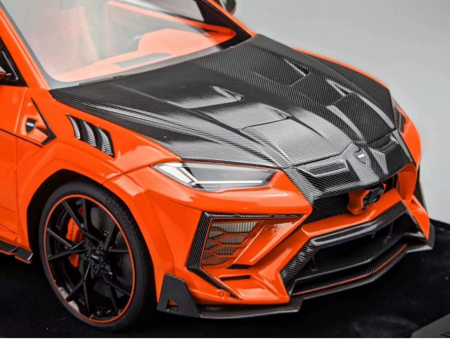 Mansory 1/18 Lamborghini Urus Venatus Resin Limited Edition Model