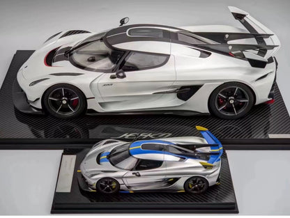Frontiart 1:8 Koenigsegg Jesko Crystal White Resin Model with Display Case