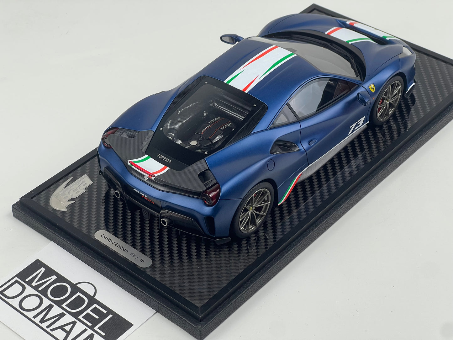 BBR 1/18 Ferrari 488 Pista Piloti Abu Dhabi Blue Limited 10pcs carbon base No 6