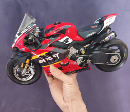 1/6 Ducati WSBK Livery Resin Motorcycle Model – Pre-order Only