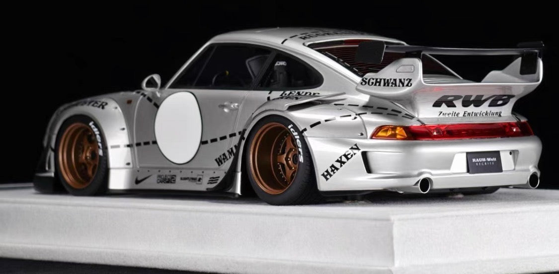 FuelMe Porsche 911 RWB 993 Silver Pig Edition 1/18 Resin Model