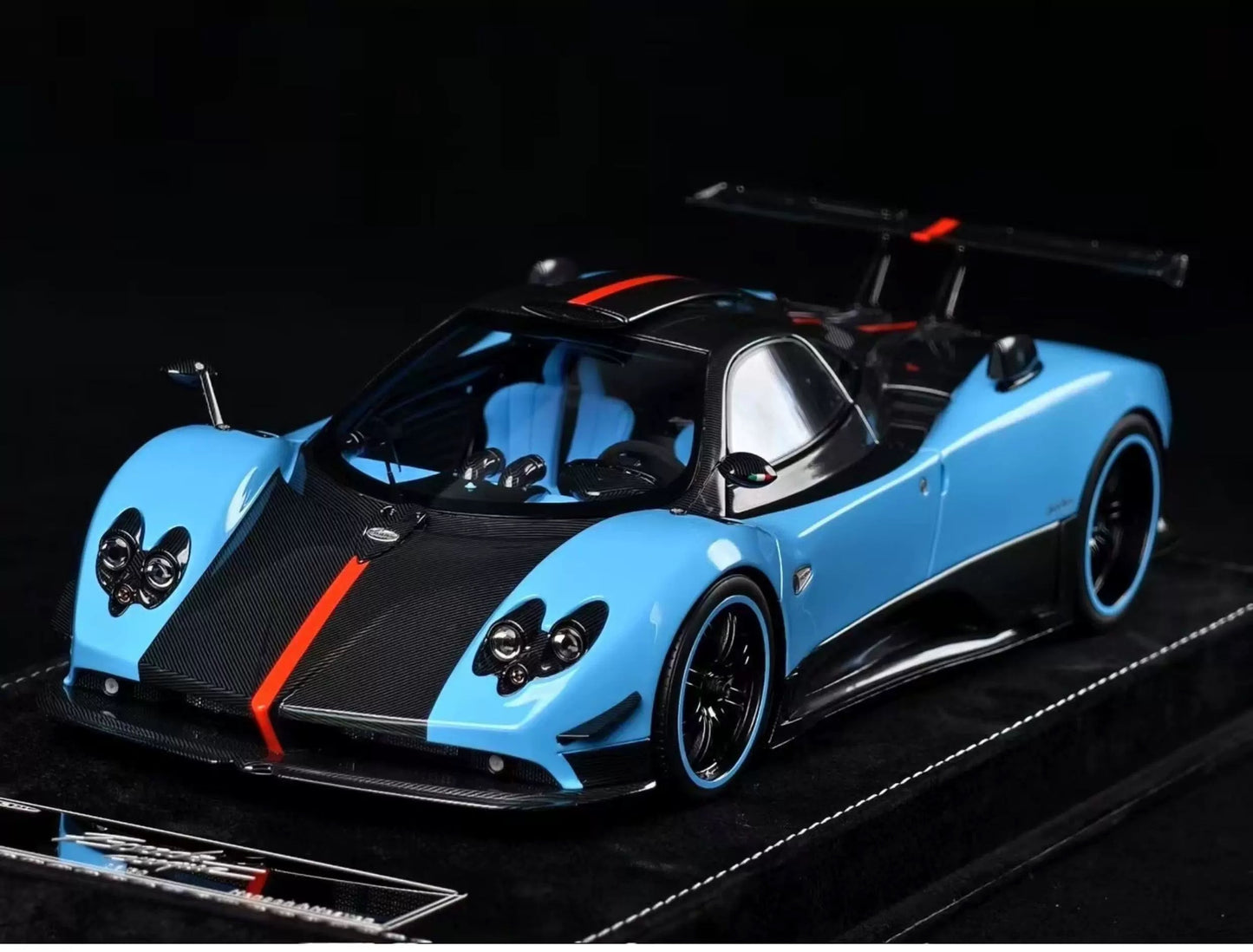 HH Model 1/18 Pagani Zonda Cinque Baby Blue Carbon Resin Model
