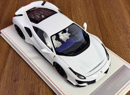 DM Model 1/18 Ferrari 488 Pista Fully Open Resin White Model
