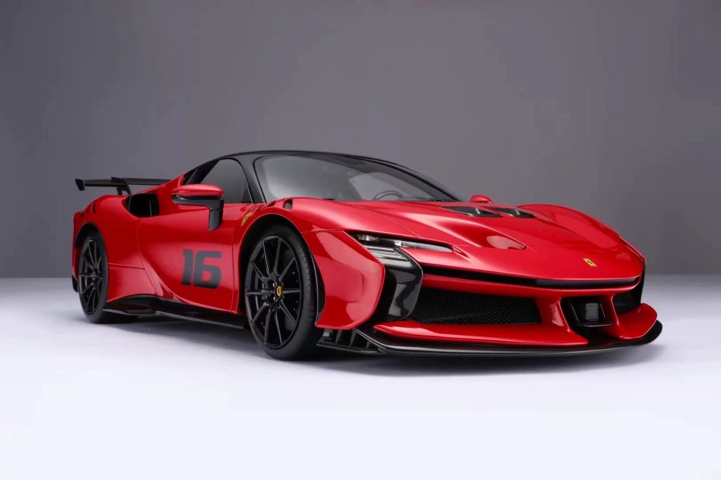 Amalgam 1/8 Ferrari SF90 XX Stradale Resin Model