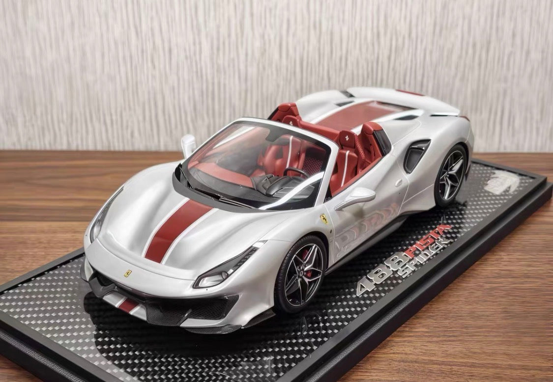 BBR 1/18 Ferrari 488 Pista Spider Nürburgring Silver 01/10